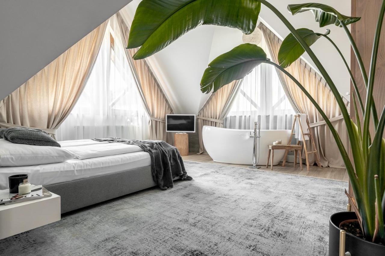 Hotel Zawrat - Blisko Natury Białka Esterno foto